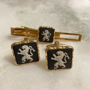🦁 Vintage Wedgwood Lion of England Cufflinks + Tie Clip Set
